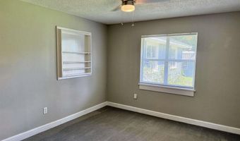 199 W Oak St, Atmore, AL 36502