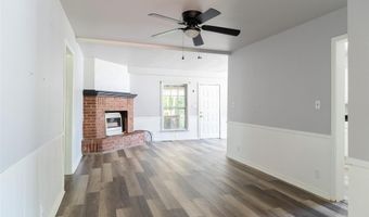 621 S Broadway Ave, Ada, OK 74820