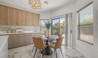 2474 E WESTCHESTER Dr, Chandler, AZ 85249