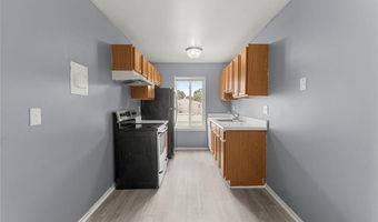 9993 Allen Pointe Dr, Allen Park, MI 48101