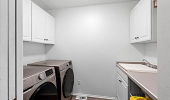 13404 Mainsail Dr, Anchorage, AK 99516