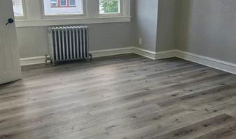 4731 VISTA St, Philadelphia, PA 19136