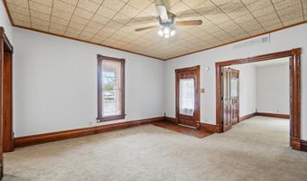 549 N Gilbert St, Ada, OH 45810
