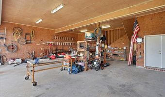 499 Breakwater Dr, Benton, MS 39039