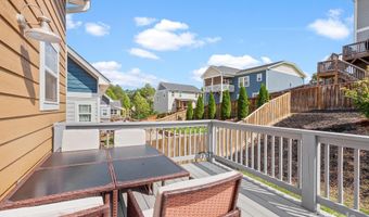 18 Greenwood Fields Dr, Asheville, NC 28804