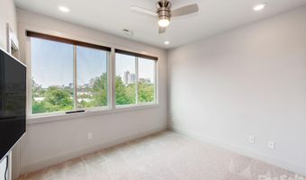 931 Cityscape Dr, Charlotte, NC 28205