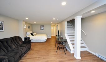 17 Village W Dr 11, Bristol, NH 03222