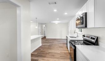 2223 Popps Ferry Rd, Biloxi, MS 39532