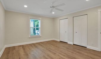 553 DAVID St, Atlantic Beach, FL 32233