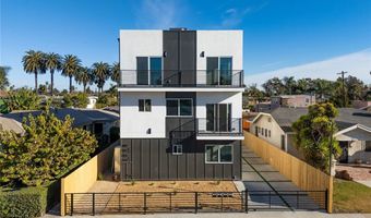 2404 S Cochran Ave, Los Angeles, CA 90016