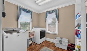 12 Dyal St, Baxley, GA 31513
