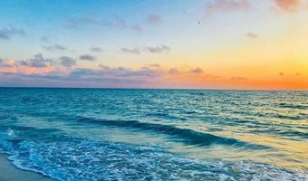 136 CRESCENT Dr, Anna Maria, FL 34216