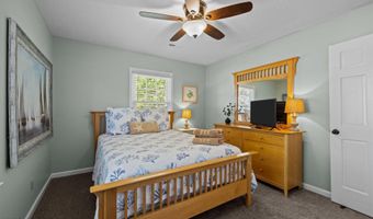 223 Hoffman Beach Rd, Salter Path, NC 28512