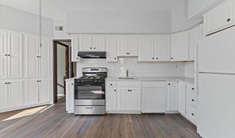26 E 28TH St, Bayonne, NJ 07002