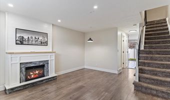 586 W 1950 N, Centerville, UT 84014