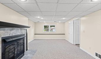 22 Collegeview Dr, Albany, NY 12211