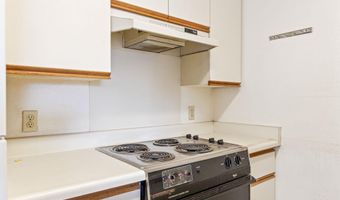 140 UWAPO Rd 18-203, Kihei, HI 96753