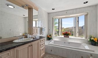 27 Alpine Estates Dr, Cranston, RI 02921