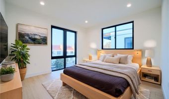 616 N Mariposa Ave, Los Angeles, CA 90004