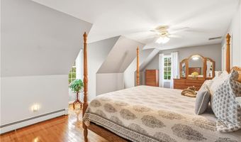 113 Log Rd, North Smithfield, RI 02830