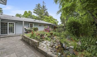 17445 S BECKMAN Rd, Oregon City, OR 97045