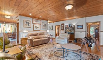 301 Lee Dr, Alcester, SD 57001