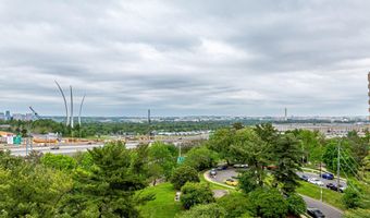 1300 ARMY NAVY Dr 816, Arlington, VA 22202