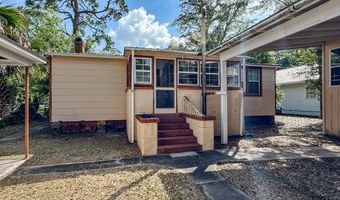 52 17th St, Apalachicola, FL 32320