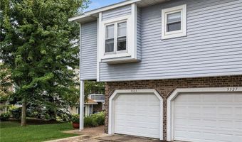 5325 Highpointe Ter, Bloomington, MN 55437