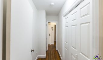 2162 General Winship Dr, Macon, GA 31204