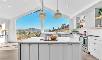 1029 Rainbow Valley Ct, Fallbrook, CA 92028