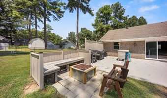 702 Kamak Dr, Beebe, AR 72012