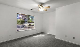 16840 Hawthorne Ave, Anderson, CA 96007