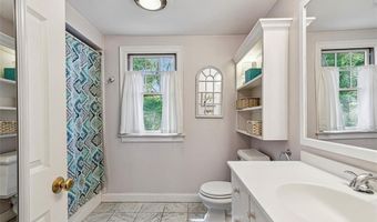 74 Acre Ave, Barrington, RI 02806
