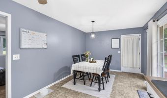 668 W Springfield St, Aurora, MO 65605
