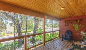 1070 Suzanne Dr, Angels Camp, CA 95222