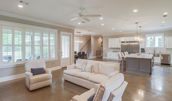 15240 Karen Rd, Biloxi, MS 39532