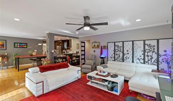 608 Highview Circle Dr, Ballwin, MO 63021