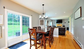 34 Chippenwood Ln, Bristol, CT 06010