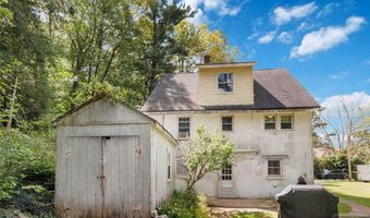 5 Fanwood Ct, West Milford, NJ 07421