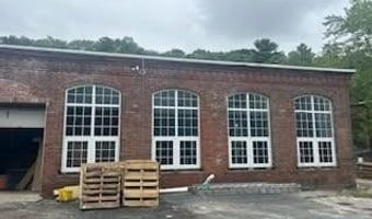 70 Moshassuck Rd A, Lincoln, RI 02865