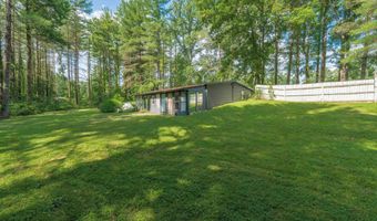 1260 N Lawrence Hollow Dr, Bloomfield, IN 47424
