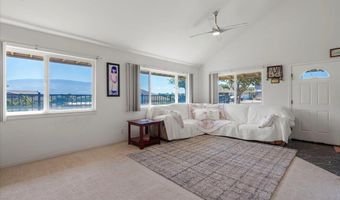 333 Puumakani Pl, Kahului, HI 96732