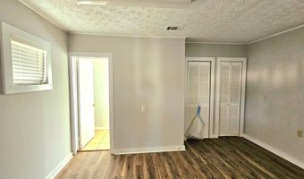 306 Boulevard Dr, Bainbridge, GA 39819