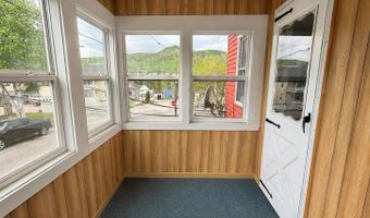 107 Strafford St, Berlin, NH 03570