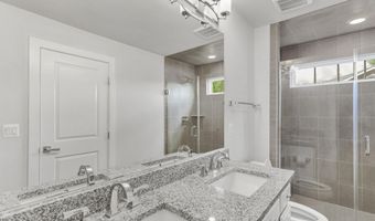 5701 11TH St N 2, Arlington, VA 22205
