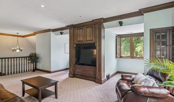 1653 N Belmont Ct, Arlington Heights, IL 60004