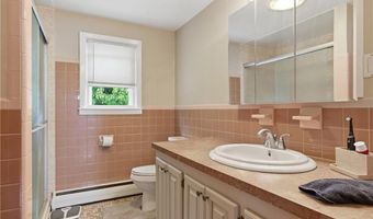 35 Superior View Blvd, North Providence, RI 02911