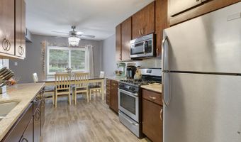 2642 N Windsor Dr 102, Arlington Heights, IL 60004