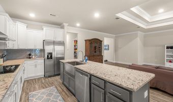 7004 Glen Eagle Dr, Biloxi, MS 39532